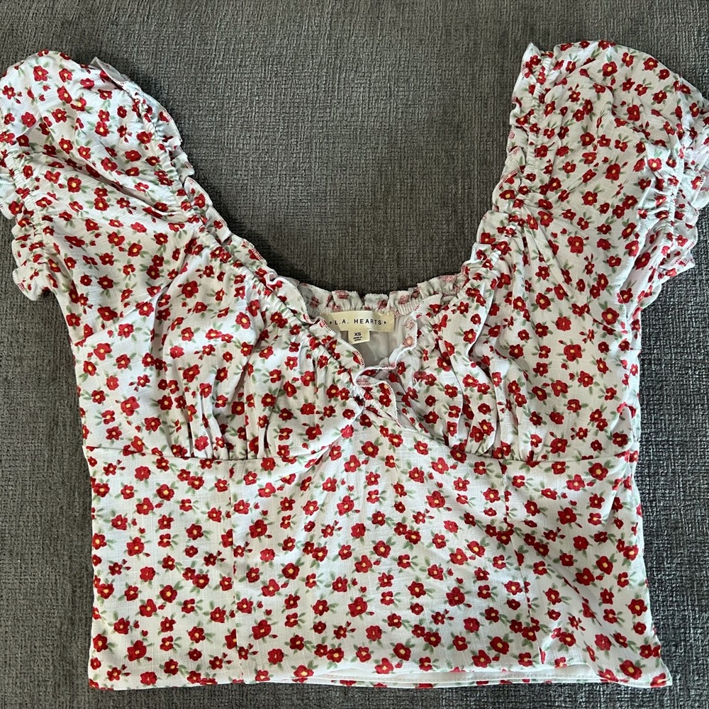 LA Hearts flowery blouse